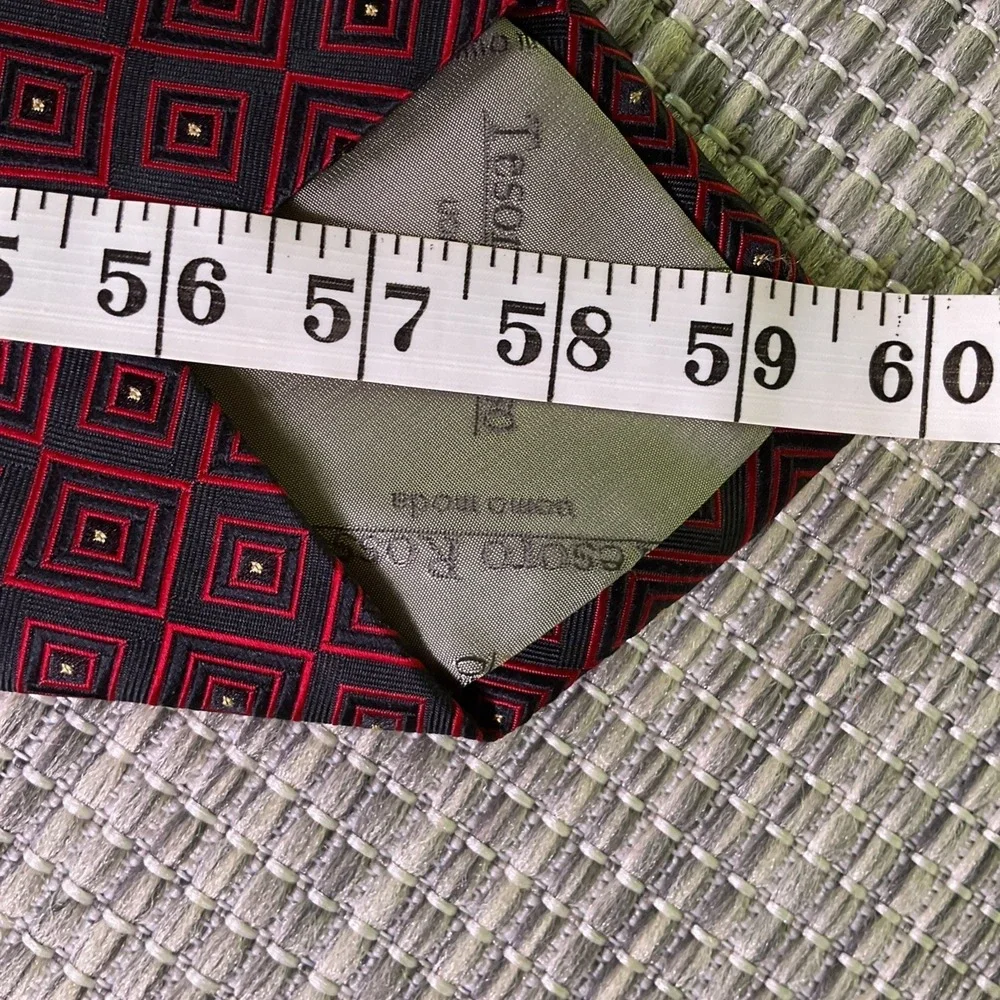 Tesoro Rosso Mens Silk Tie Red Black Geometric Square Pattern Handmade 60x4